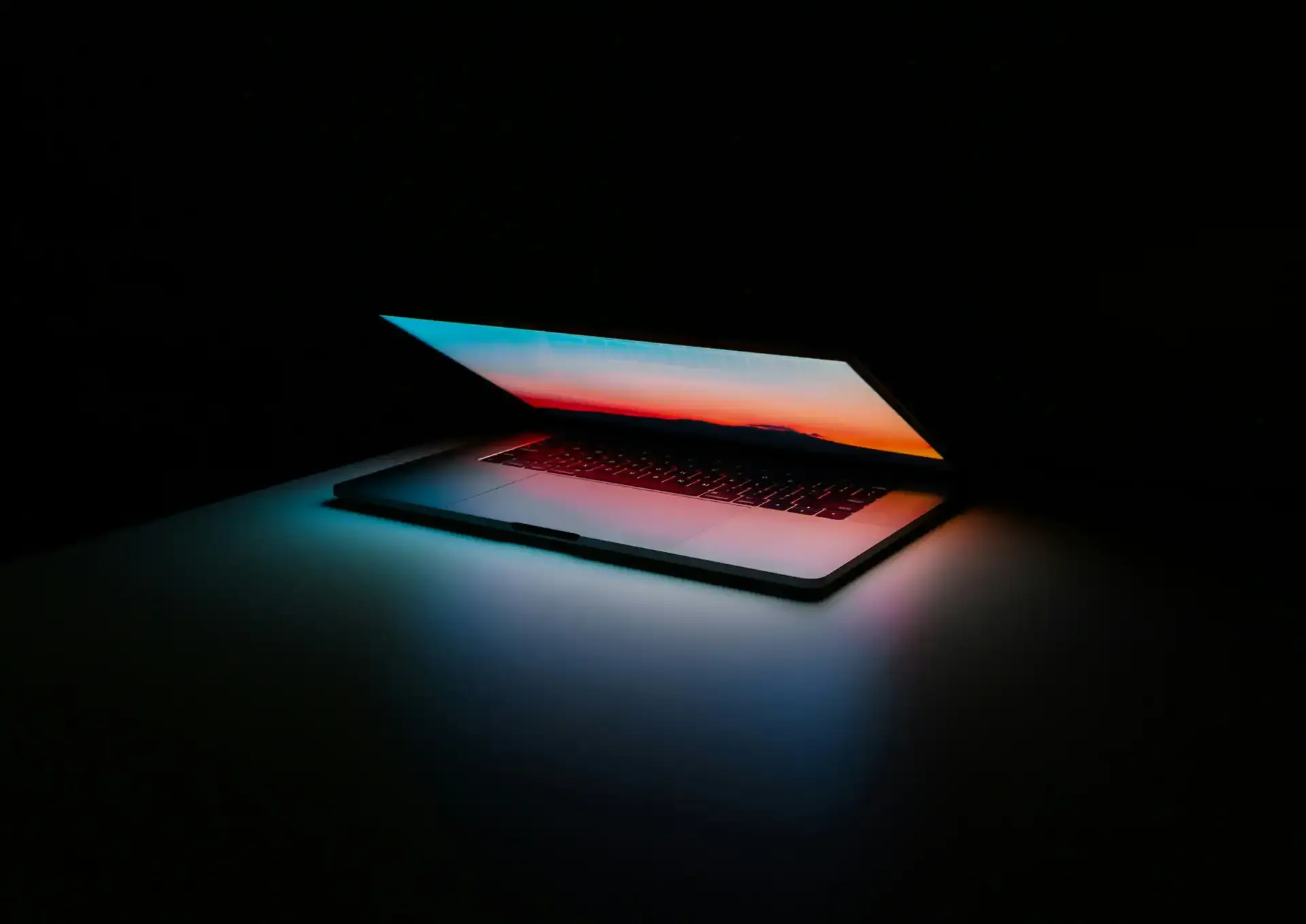 Tras la catástrofe de CrowdStrike, Microsoft considera que sacar el antivirus del modo kernel de Windows es una buena idea